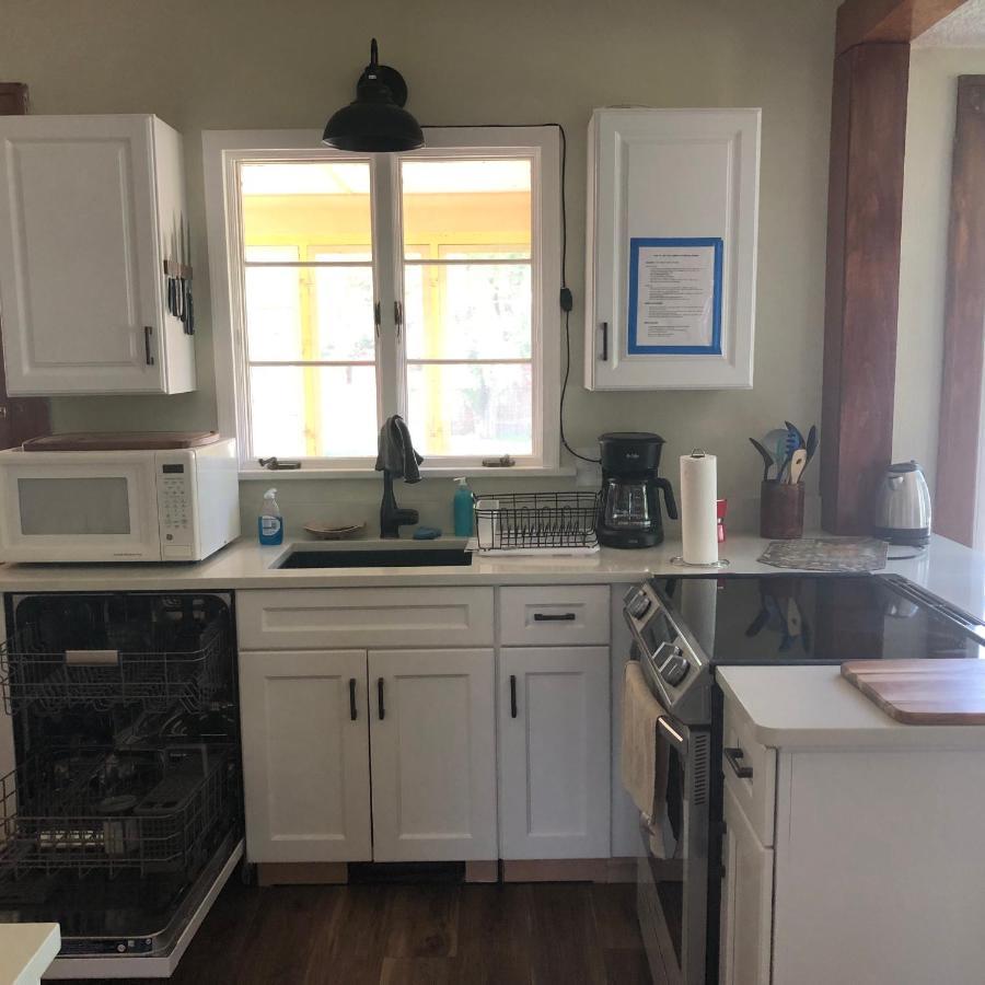 Seabreeze Three Bedroom Home Rochester Exterior photo