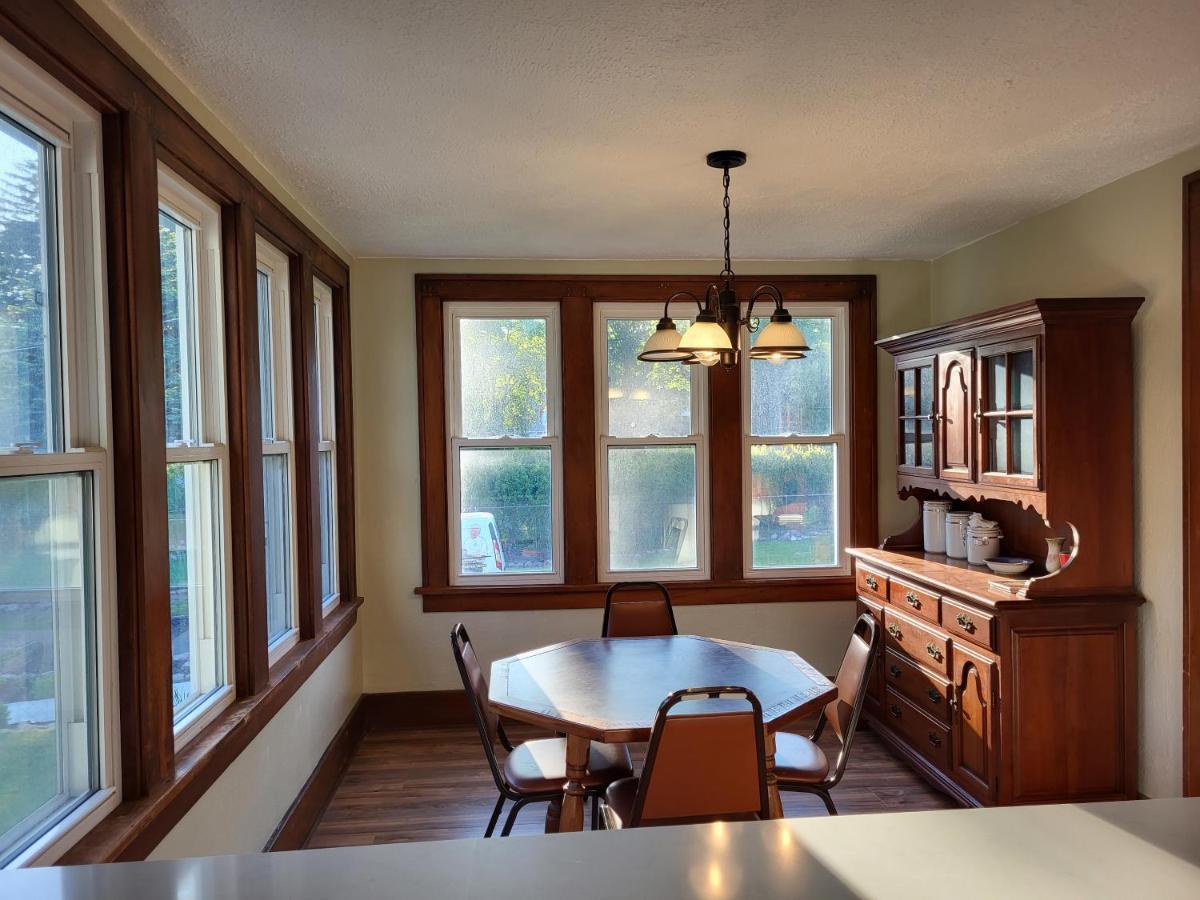 Seabreeze Three Bedroom Home Rochester Exterior photo